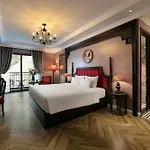 Acoustic Hotel & Spa