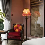Acoustic Hotel & Spa