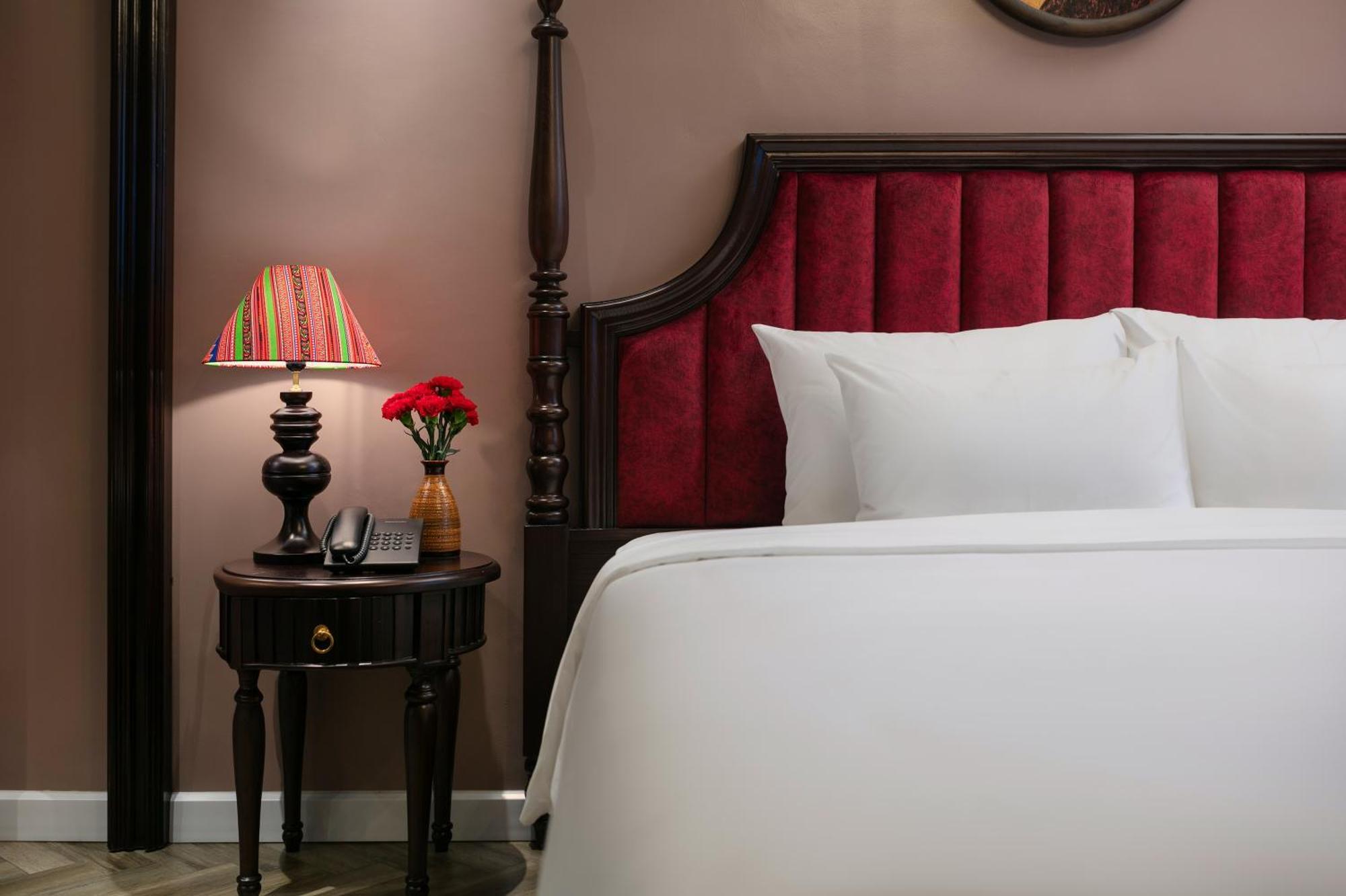 Khách sạn Khách Sạn&spa Acoustic 4*